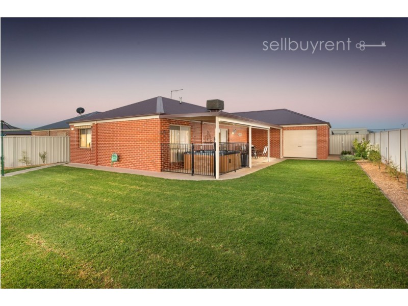 21 DERWENT WAY, Wodonga VIC 3690