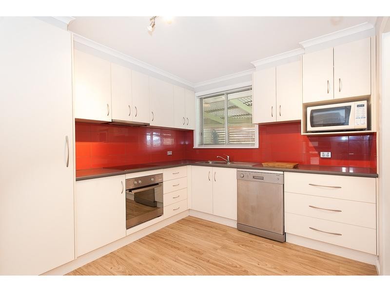 564 Woodbury Court, Lavington NSW 2641