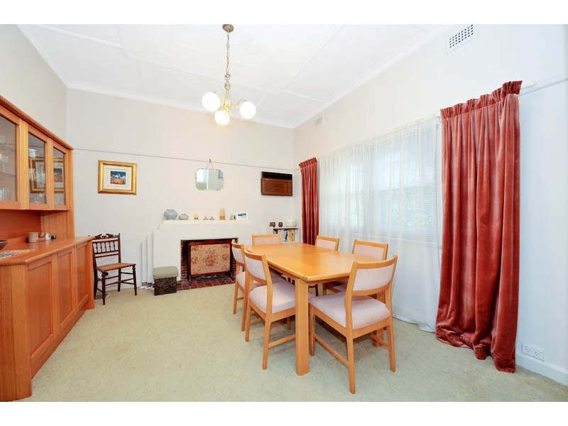 225 Highfield Rd, Camberwell VIC 3124