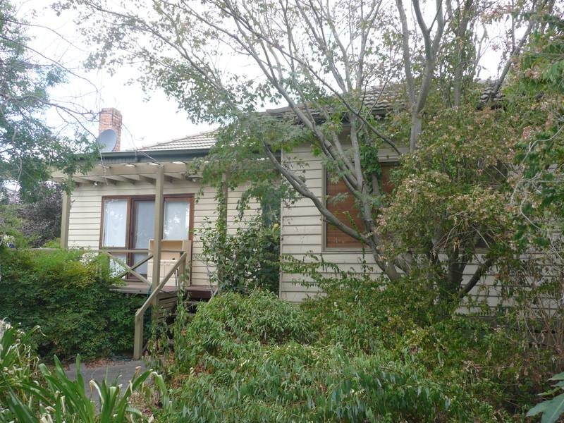 14 Judith Street, Burwood VIC 3125