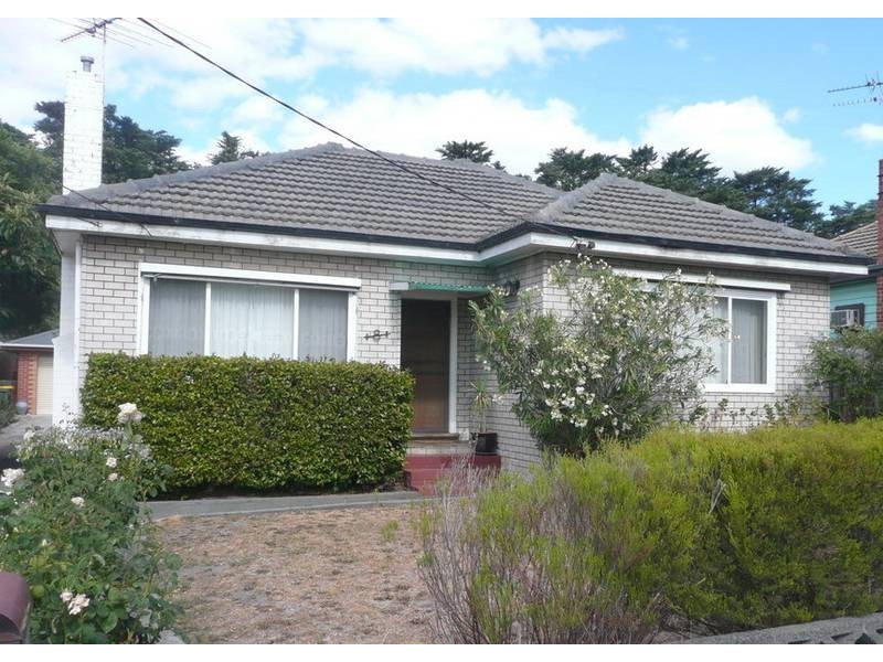 1/8 Keogh Street, Burwood VIC 3125