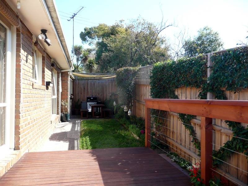2/39 Closter Ave, Ashwood VIC 3147