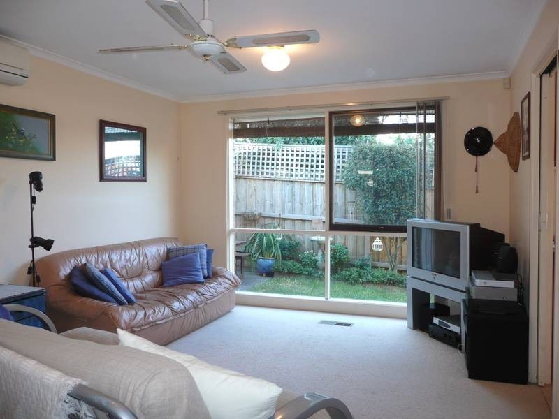2/39 Closter Ave, Ashwood VIC 3147