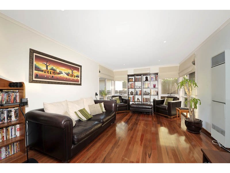 2/5 Bennett Street, Burwood VIC 3125