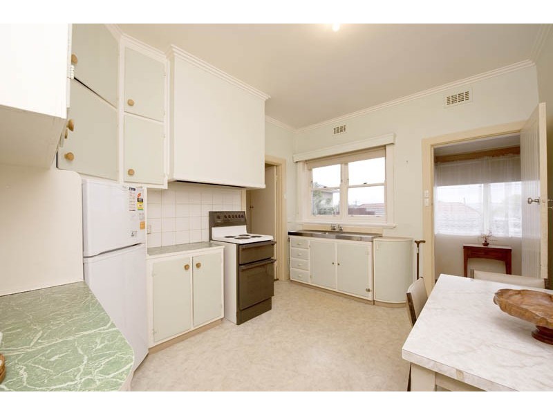 431 Warrigal Road, Burwood VIC 3125
