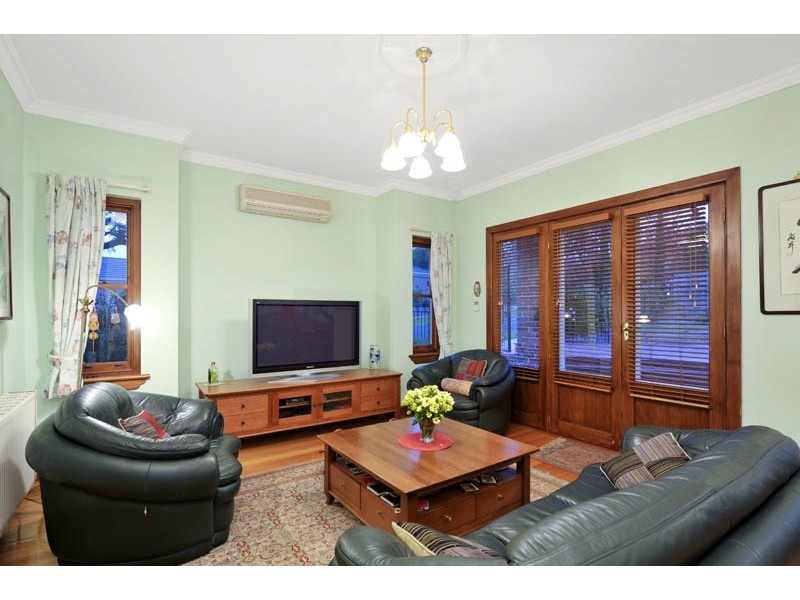 60 Fordham Avenue, Camberwell VIC 3124