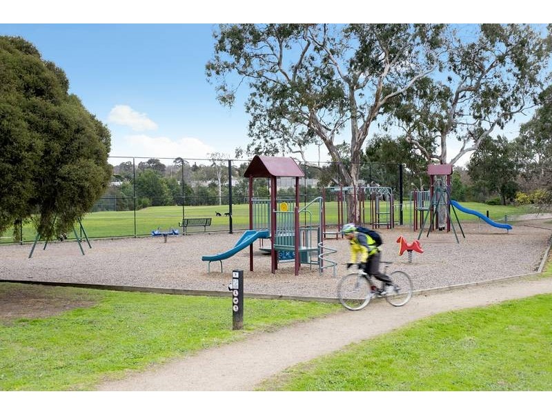 40 Gardiner Pde, Glen Iris VIC 3146