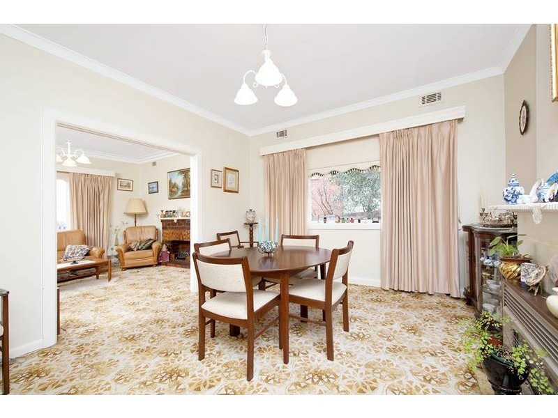 4 Austral Street, Surrey Hills VIC 3127