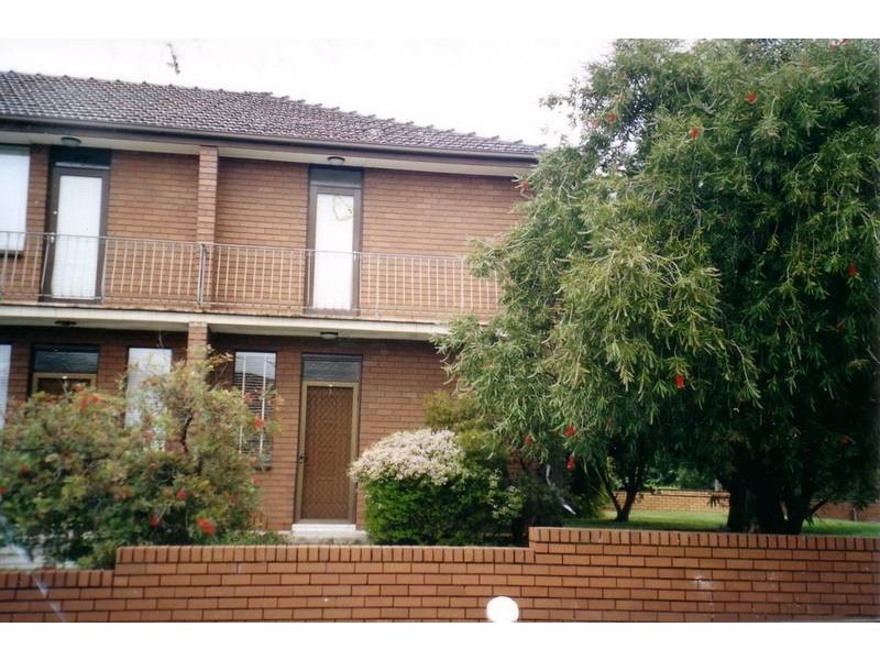 1/441 Warrigal Road, Burwood VIC 3125