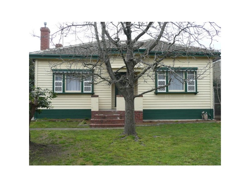 17 Trent Street, Glen Iris VIC 3146