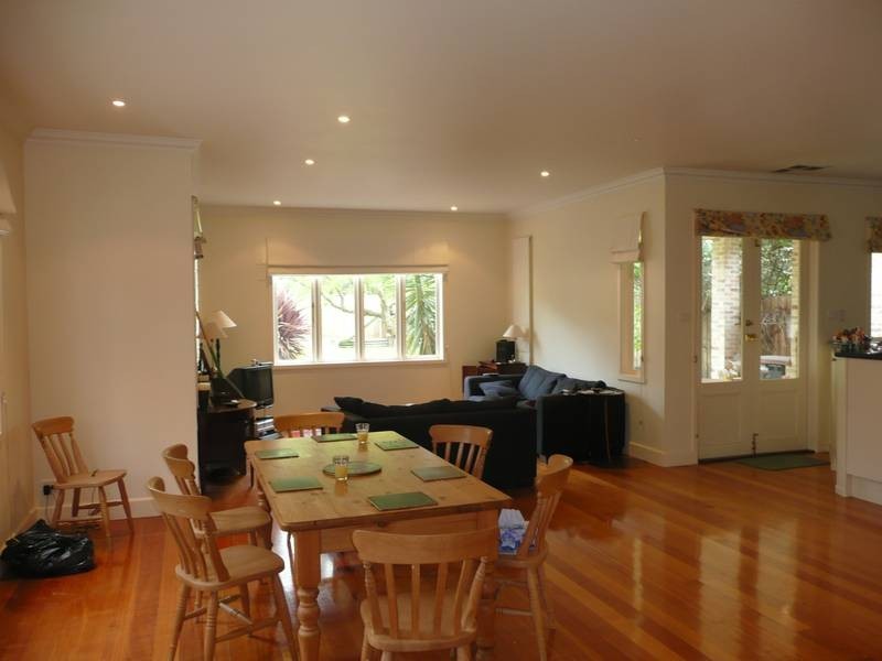 2 Lincoln Street, Glen Iris VIC 3146