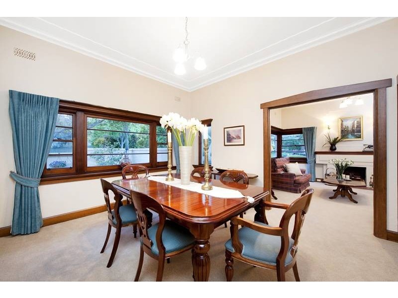 29 Denman Ave, Glen Iris VIC 3146
