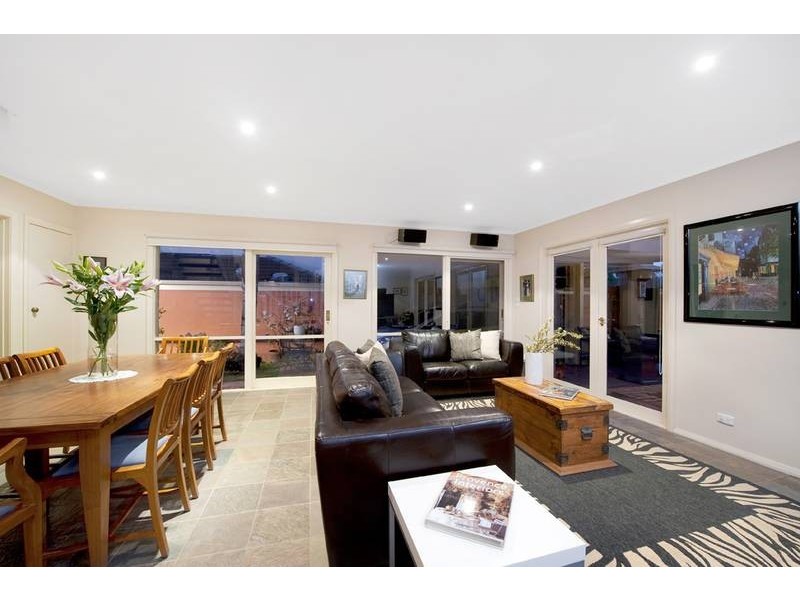 29 Denman Ave, Glen Iris VIC 3146