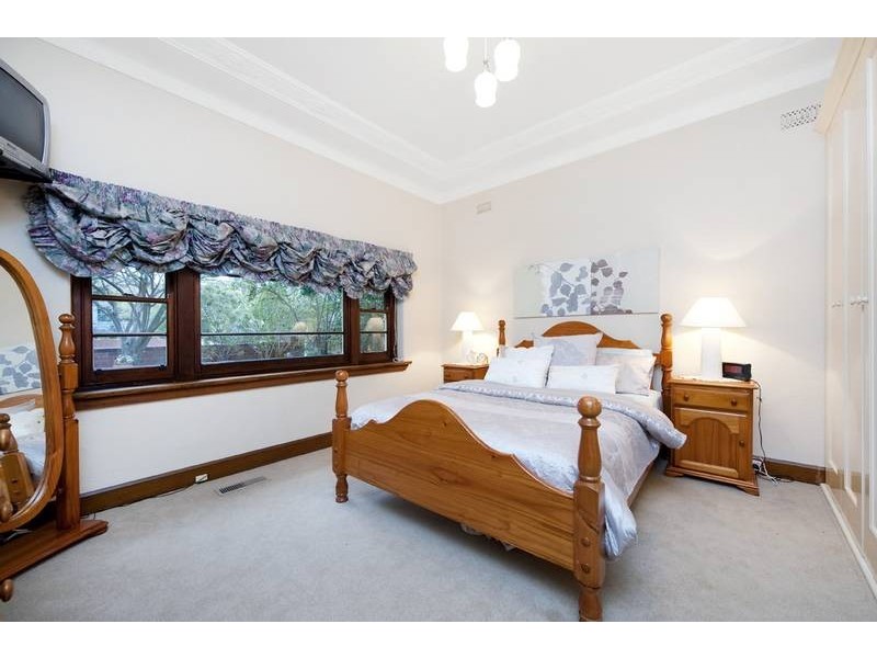 29 Denman Ave, Glen Iris VIC 3146