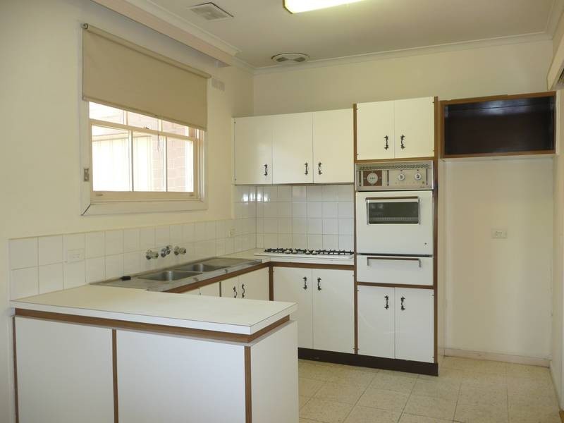 1/77 Warrigal Road, Surrey Hills VIC 3127