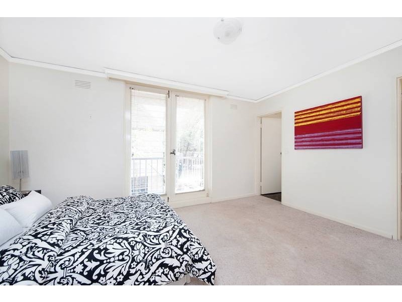 2/28 Tivoli Place, South Yarra VIC 3141