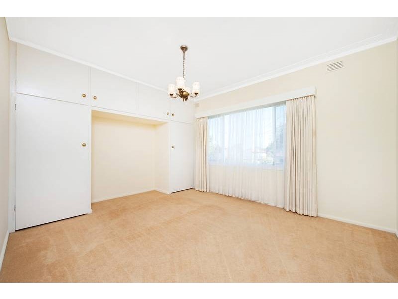 31 Leopold Street, Burwood VIC 3125