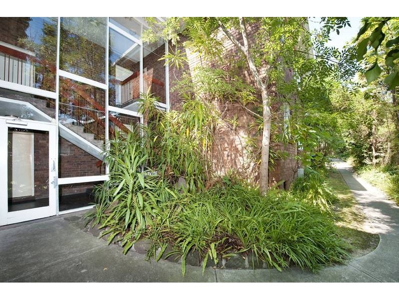 4/9 Osborne Ave, Glen Iris VIC 3146