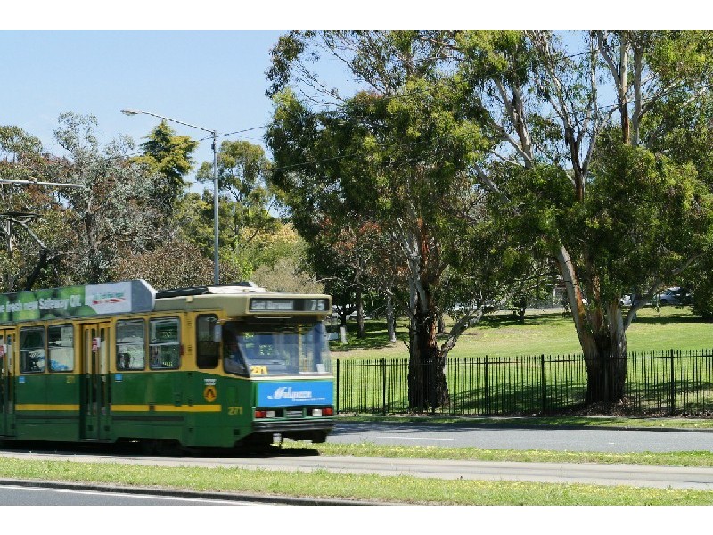 1 Cromwell Street, Burwood VIC 3125