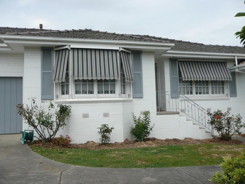2/9 Through Road, Camberwell VIC 3124