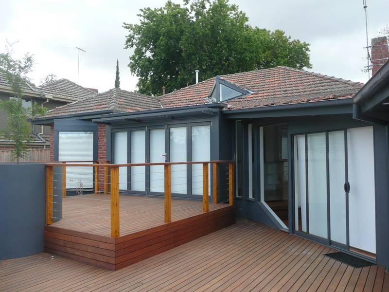 18 Aisbett Avenue, Camberwell VIC 3124