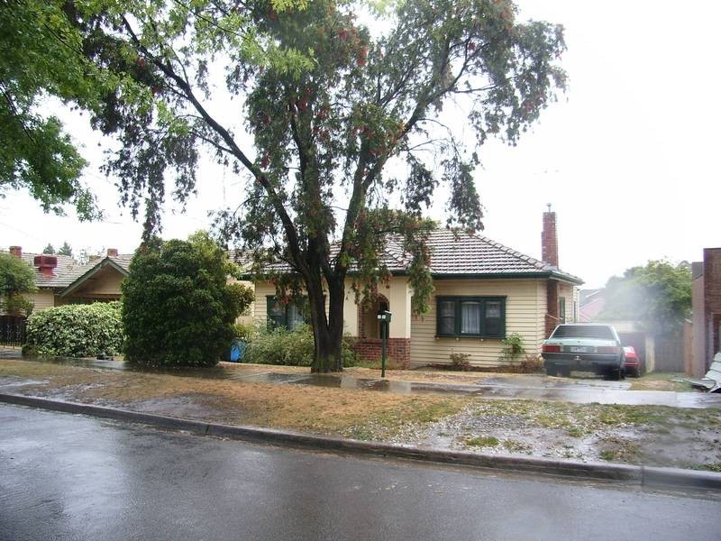 5 Braeside Avenue, Camberwell VIC 3124