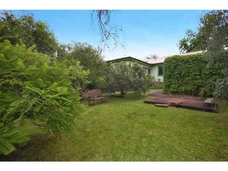 2 Malvern Avenue, Glen Iris VIC 3146