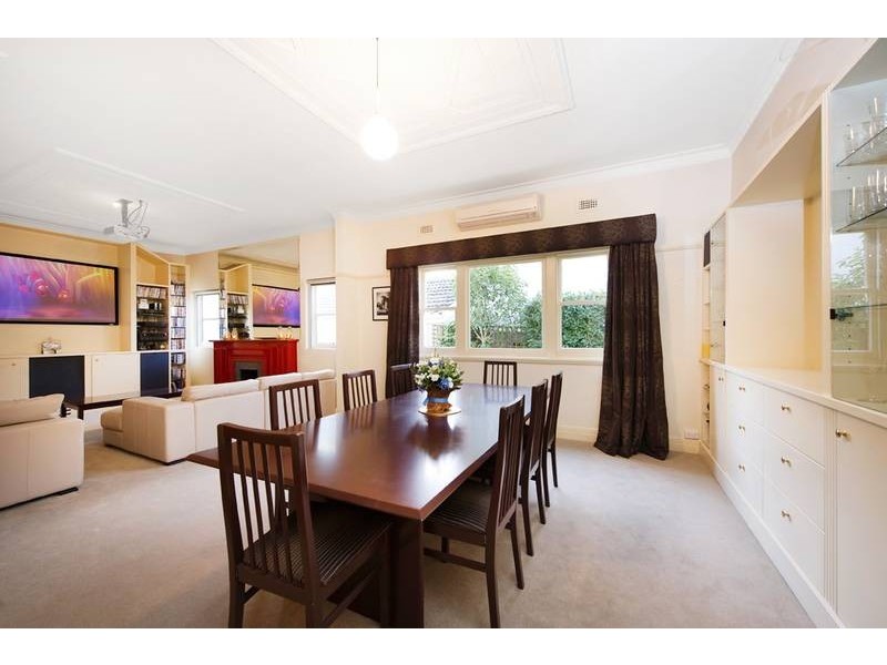 6 Bourne Road, Glen Iris VIC 3146
