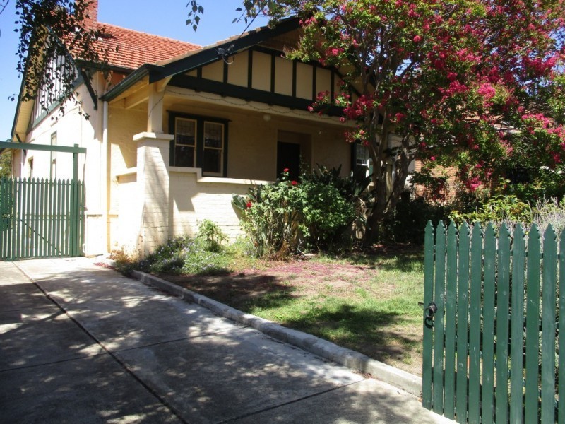 4 Cawkwell Street, Malvern VIC 3144