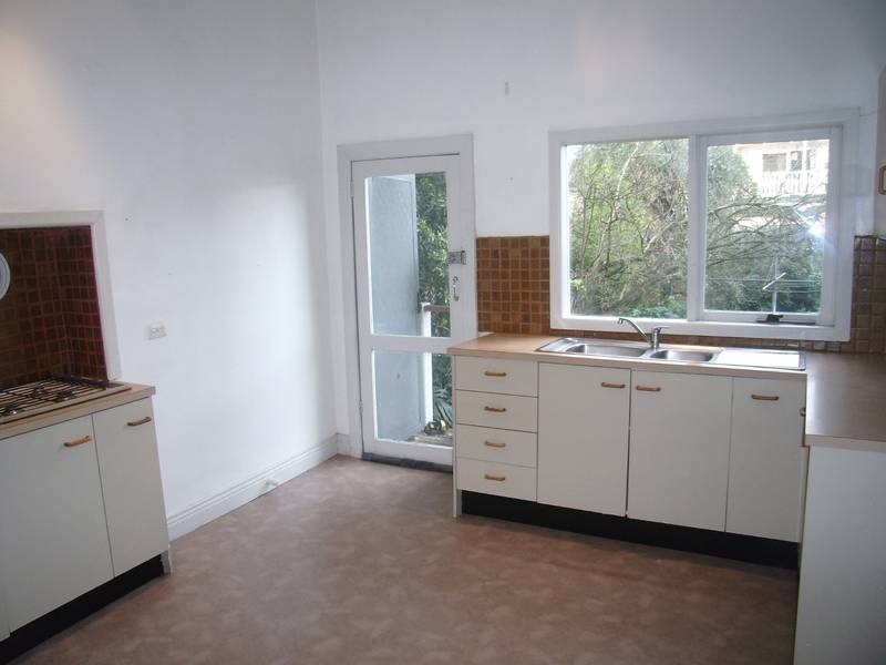 2A Middle Road, Camberwell VIC 3124