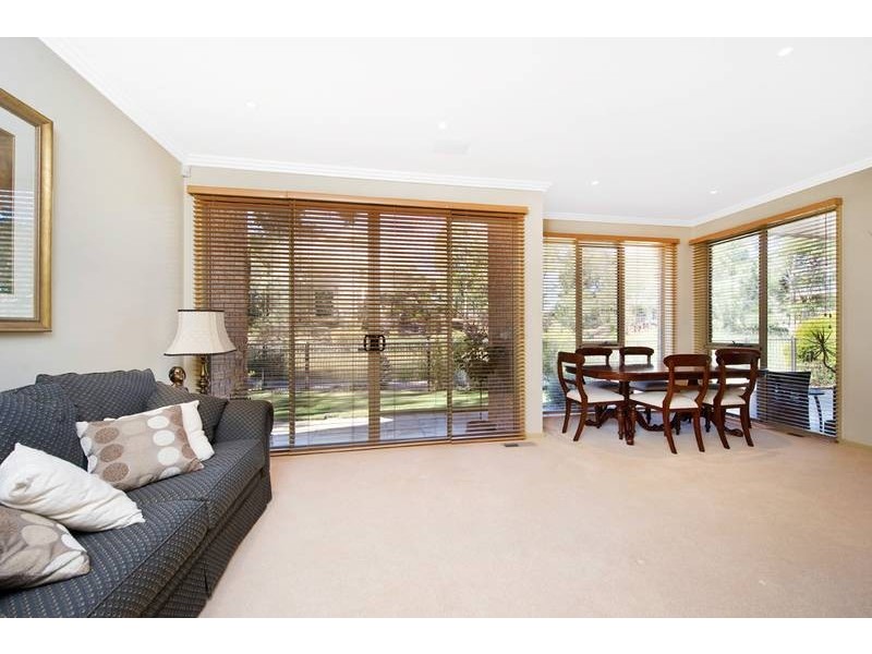 4 Lakeview Court, Glen Waverley VIC 3150