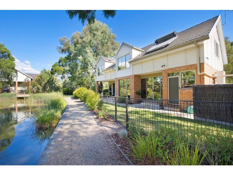4 Lakeview Court, Glen Waverley VIC 3150