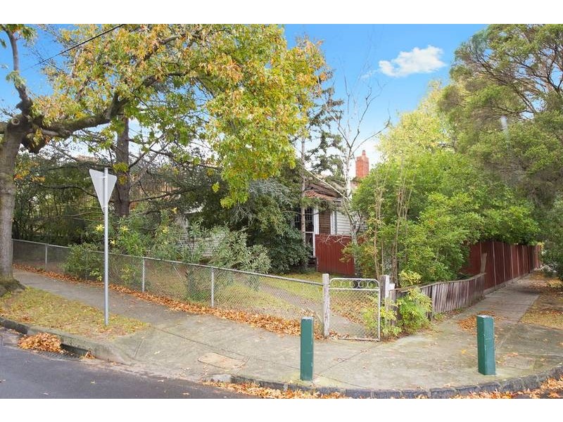 15 Paxton Street, Malvern East VIC 3145