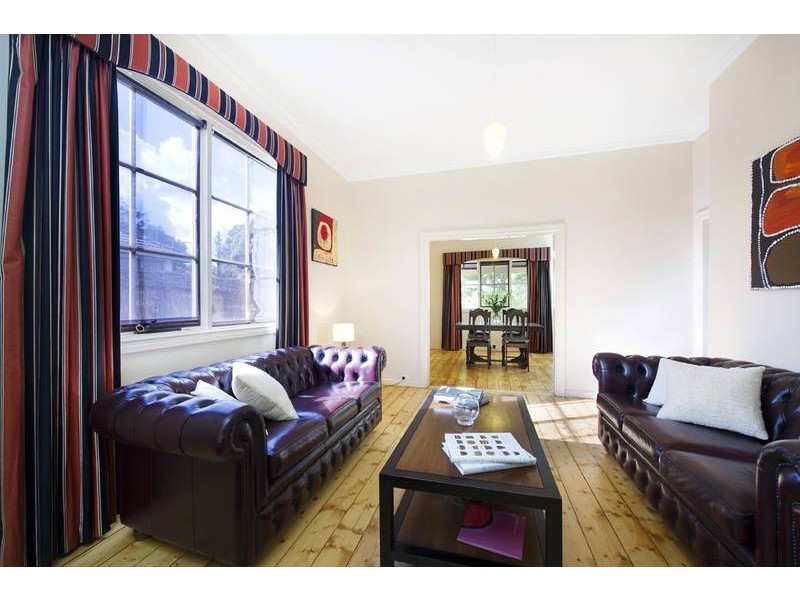 6 Hillside Parade, Glen Iris VIC 3146