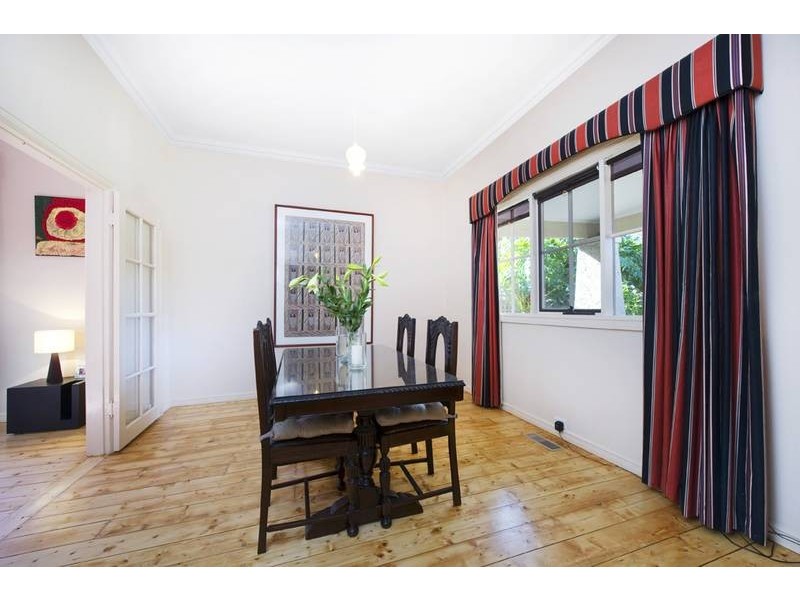 6 Hillside Parade, Glen Iris VIC 3146