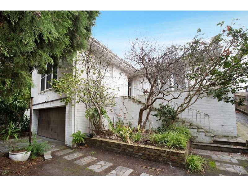 987 Riversdale Rd, Surrey Hills VIC 3127