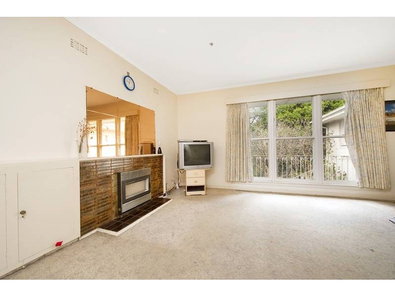 987 Riversdale Rd, Surrey Hills VIC 3127