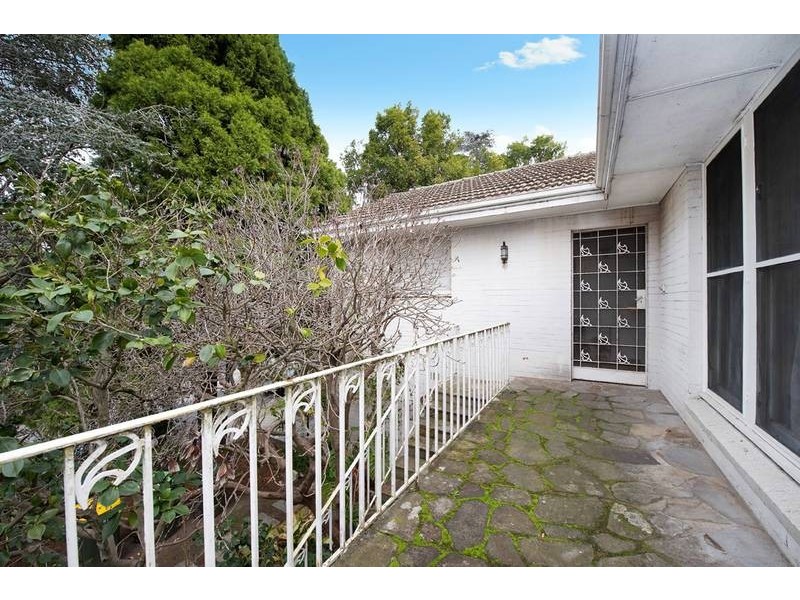 987 Riversdale Rd, Surrey Hills VIC 3127