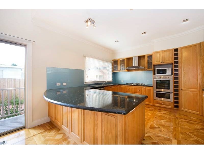 4 Peak Street, Malvern East VIC 3145