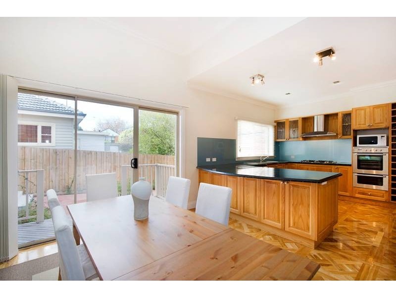 4 Peak Street, Malvern East VIC 3145