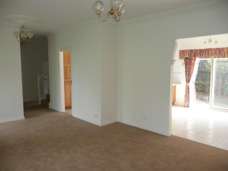 3/12 Van Ness Avenue, Glen Iris VIC 3146