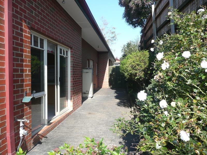 3/12 Van Ness Avenue, Glen Iris VIC 3146