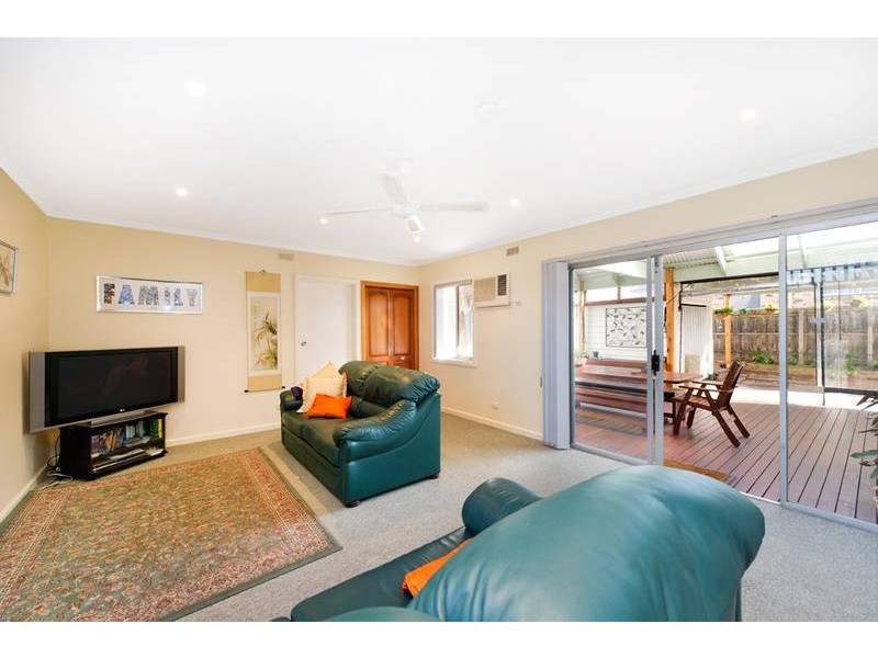 44 Douglas Street, Ashwood VIC 3147