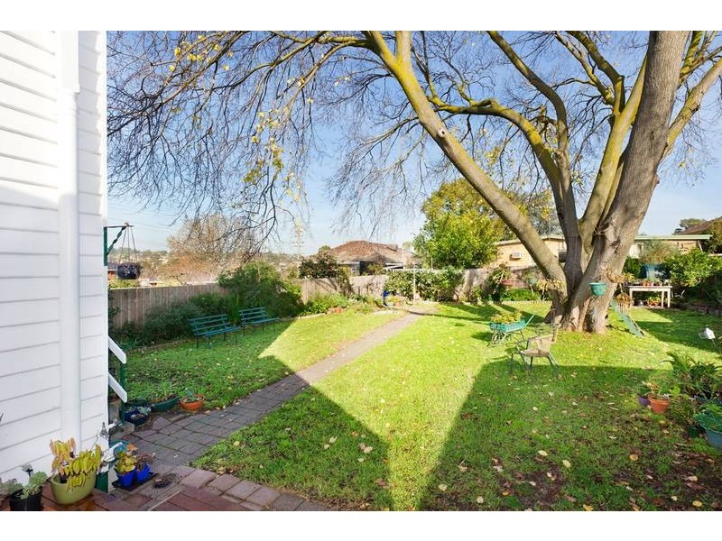 44 Douglas Street, Ashwood VIC 3147
