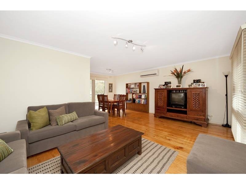 3/7 McCubbin Street, Burwood VIC 3125
