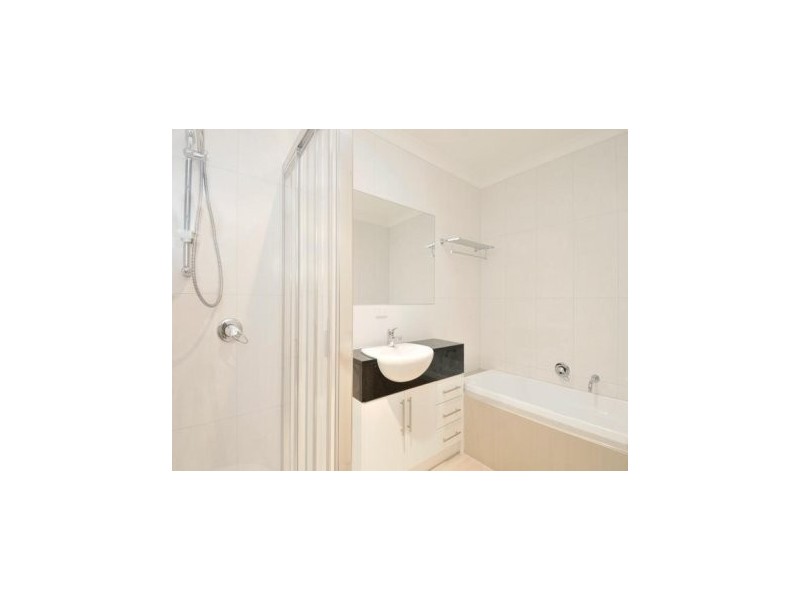 2/1040 Toorak Road, Camberwell VIC 3124