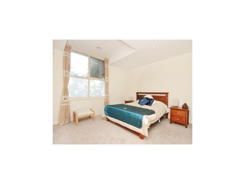 2/1040 Toorak Road, Camberwell VIC 3124