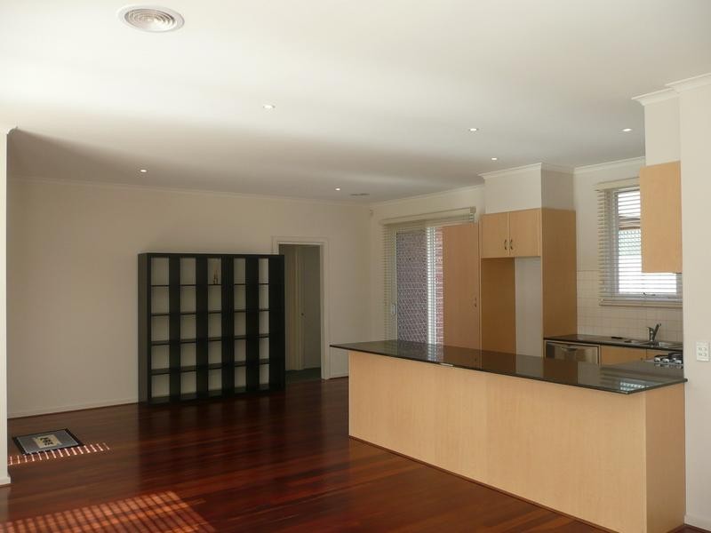 7/4-6 Keogh Street, Burwood VIC 3125