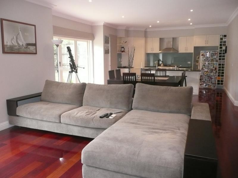 52A Queens Parade, Glen Iris VIC 3146