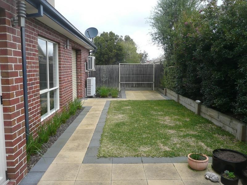 52A Queens Parade, Glen Iris VIC 3146